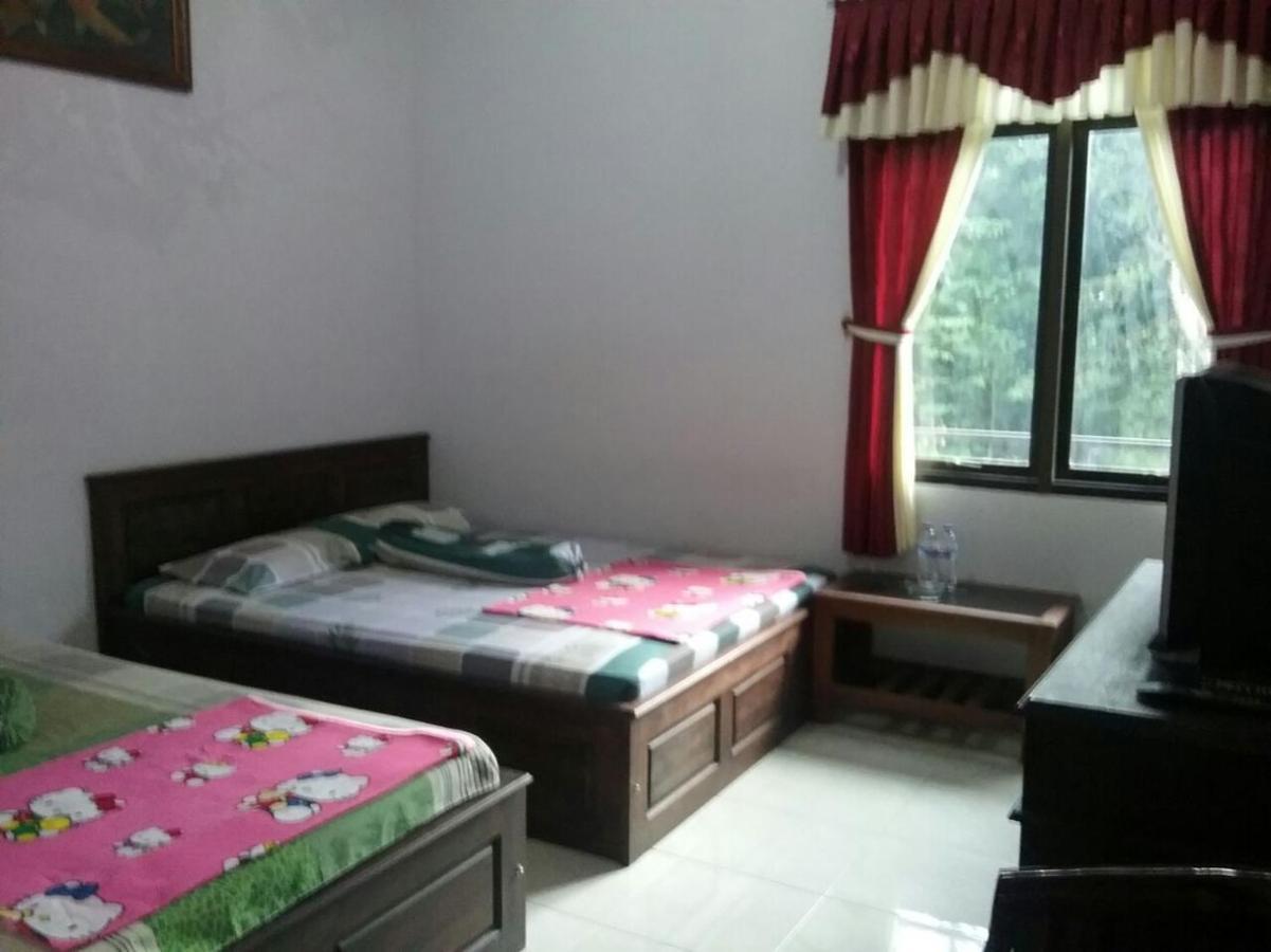 Hotel "Ngebel Indah" Екстер'єр фото