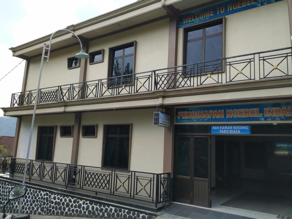Hotel "Ngebel Indah" Екстер'єр фото